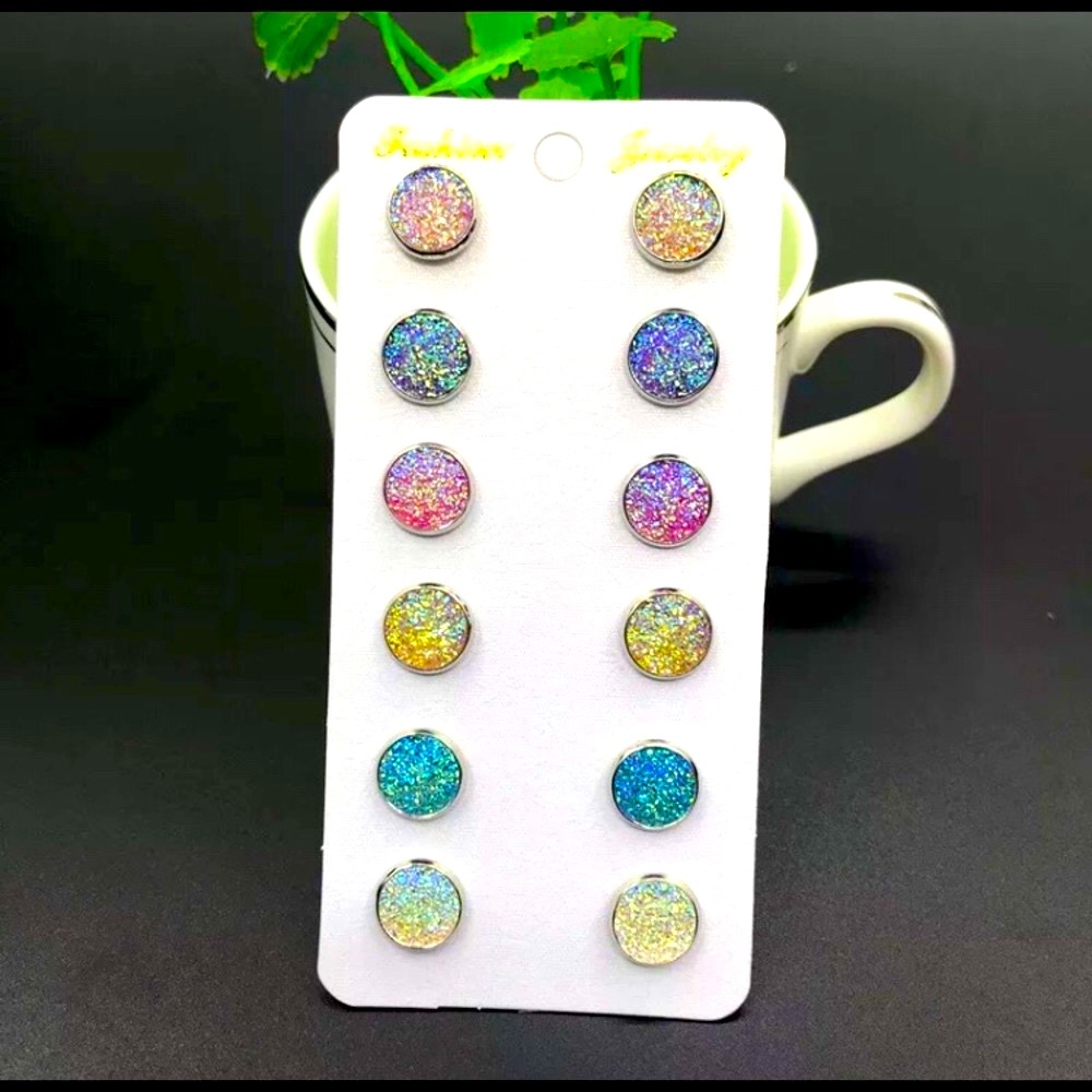 6 pair faux Austrian Crystal stainless stud - Picture 2 of 7